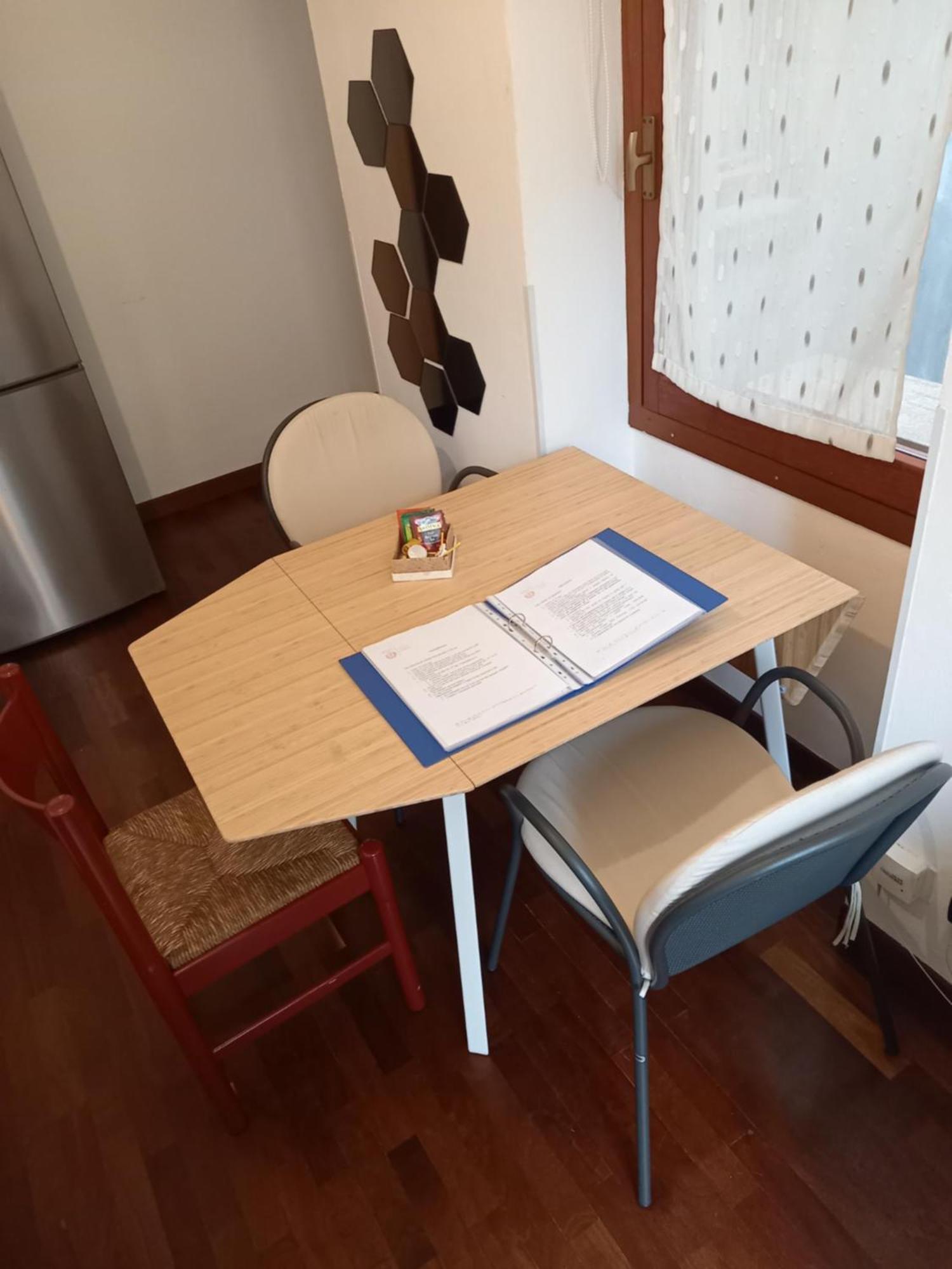 Comfortable Typical Old Style Apartment Milano Ngoại thất bức ảnh