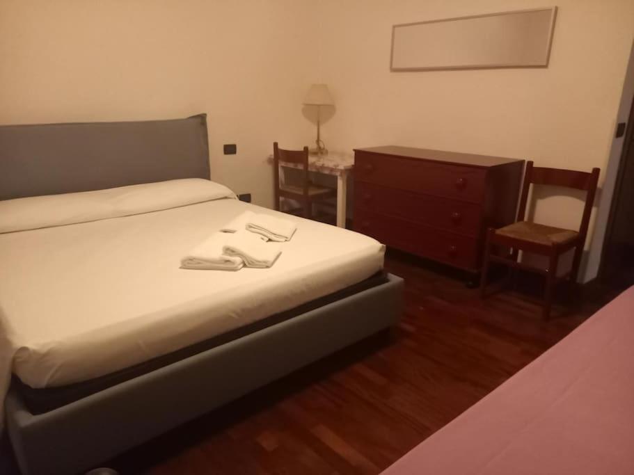 Comfortable Typical Old Style Apartment Milano Ngoại thất bức ảnh