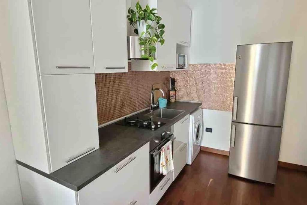 Comfortable Typical Old Style Apartment Milano Ngoại thất bức ảnh