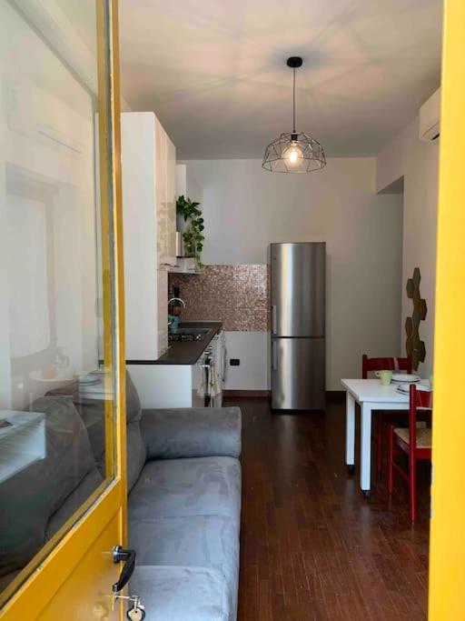 Comfortable Typical Old Style Apartment Milano Ngoại thất bức ảnh